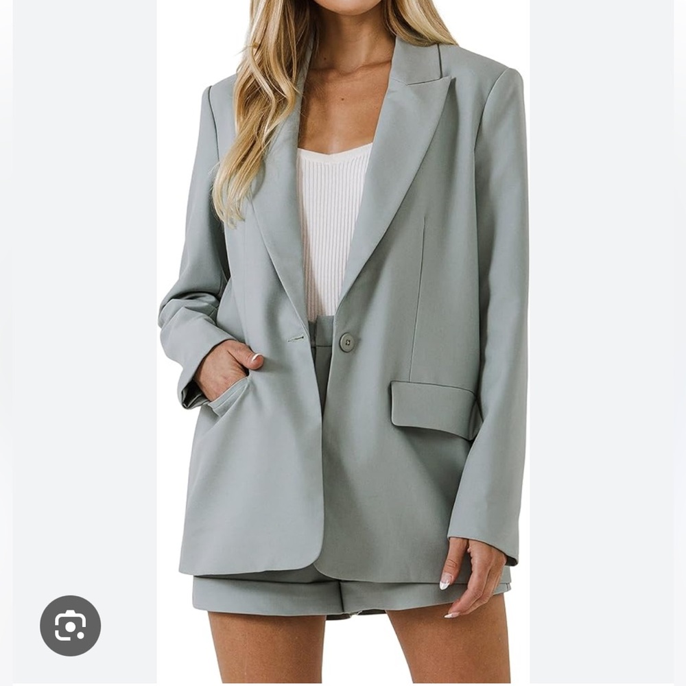 Suiting Endless Rose